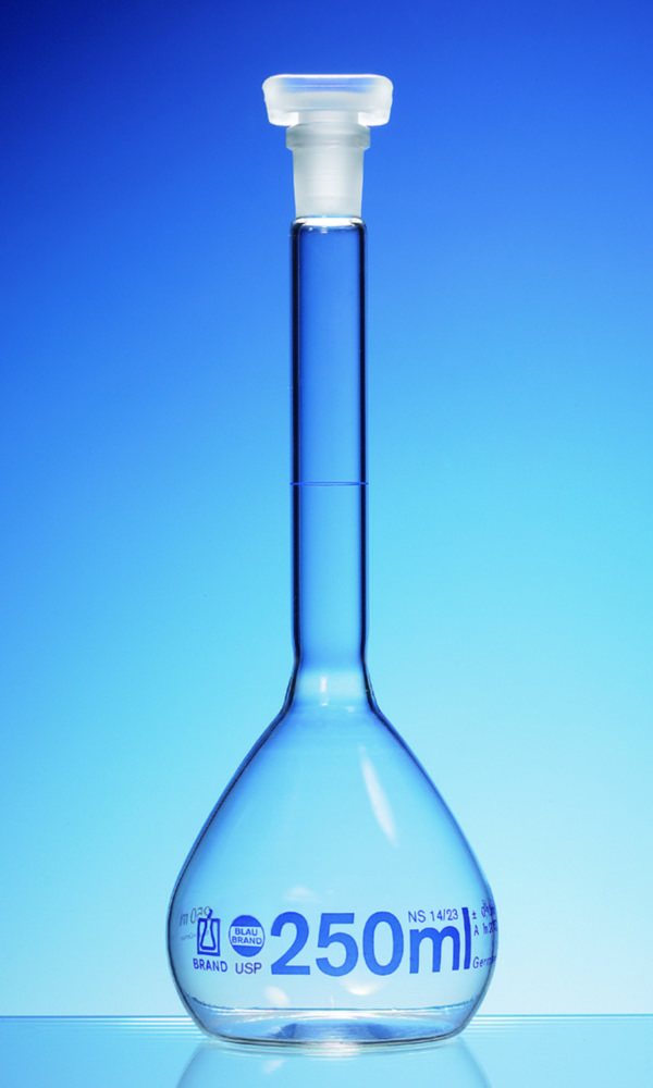 Search Volumetric flasks, boro 3.3, class A, blue graduations, with PP stopper, incl. USP batch certifica BRAND GMBH + CO.KG (2839) 