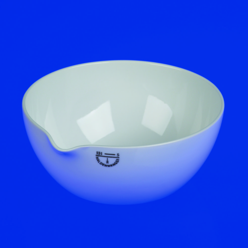 Search Evaporating basins, porcelain, with spout, round bottom Haldenwanger GmbH (5123) 