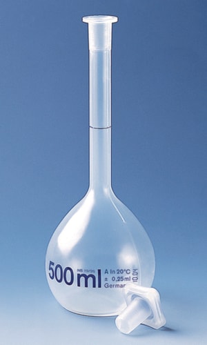 Messkolben 500 ml, PMP Kl. A, NS 19/26, PP-Stopfen, 270 mm hoch, mit Chargenzertifikat