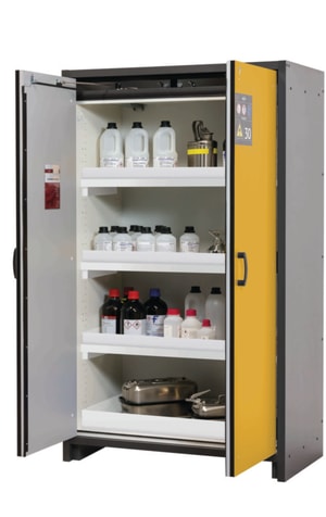 Sicherheitsschrank Q-Classic-30 WD 1164 x 615 x 1955 mm (BxTxH), 3x Wannenboden, 1x Bodenauffangwanne