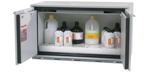 Si-UB Schrank, UB-T30 2T BxTxH(mm) 1102x574x600 1x�Lochblecheinsatz,