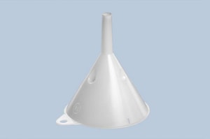 Trichter 140 mm, HDPE Auslauf 15 mm, naturfaben