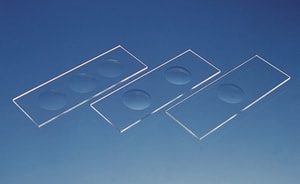 Objektträger m.Vertief. Dicke 1,2-1,5 mm 76x26 mm geschliffene Kanten 1 Vertief., aus optischem Glas der hydrolytischen Klasse