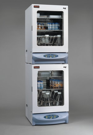 MaxQ 6000 Stapelbare Inkubationssch&uuml;ttler mit K&uuml;hlung, orbital