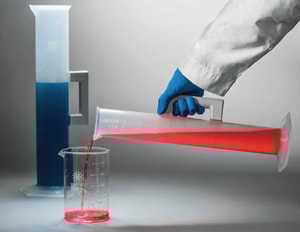 Messzylinder, PP, mit Griff, erhabene Graduierung